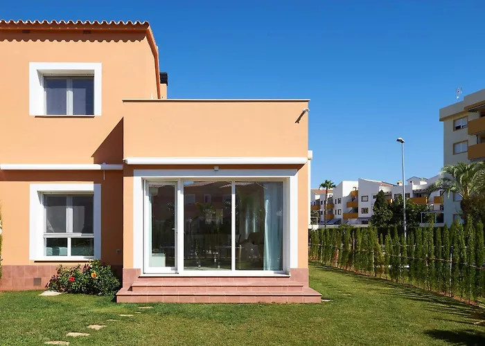 Moss Rose By On Travel Vakantiehuis Oliva